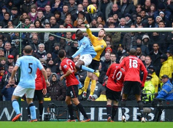  阿森纳绝杀曼联终结对手不败金身  