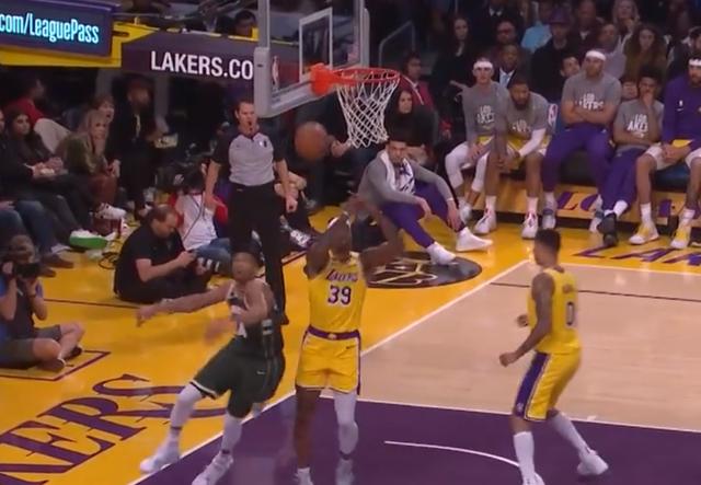  麦迪逊传射维拉公园球场见证维拉逆转富勒姆